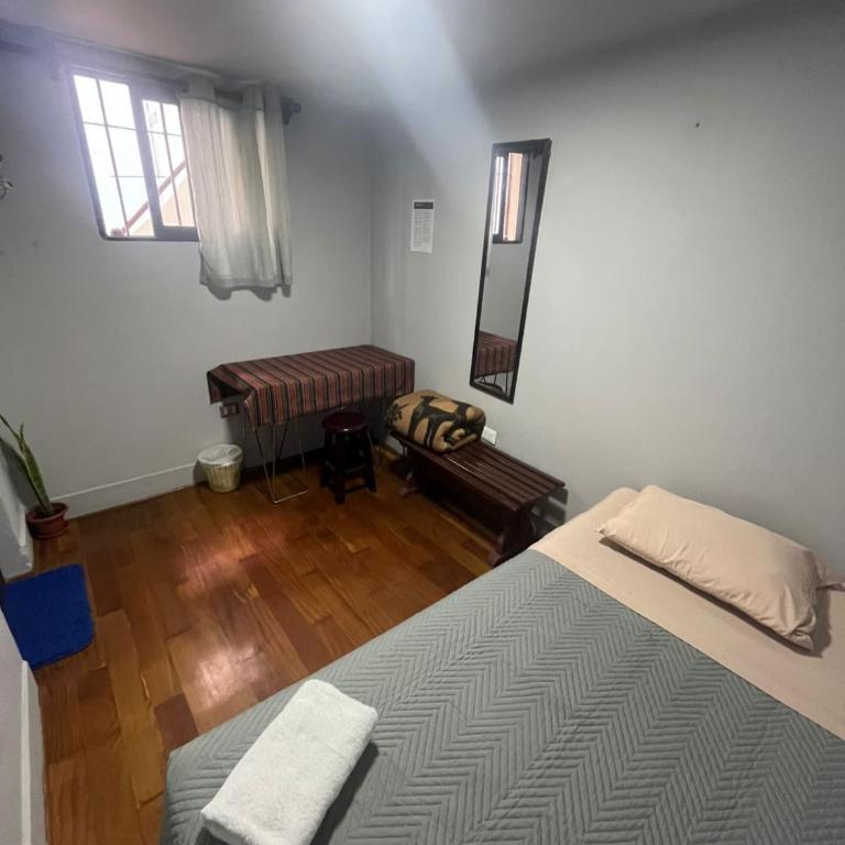 Haku Hostel - Standard Single Room with Shared Bathroom - 2