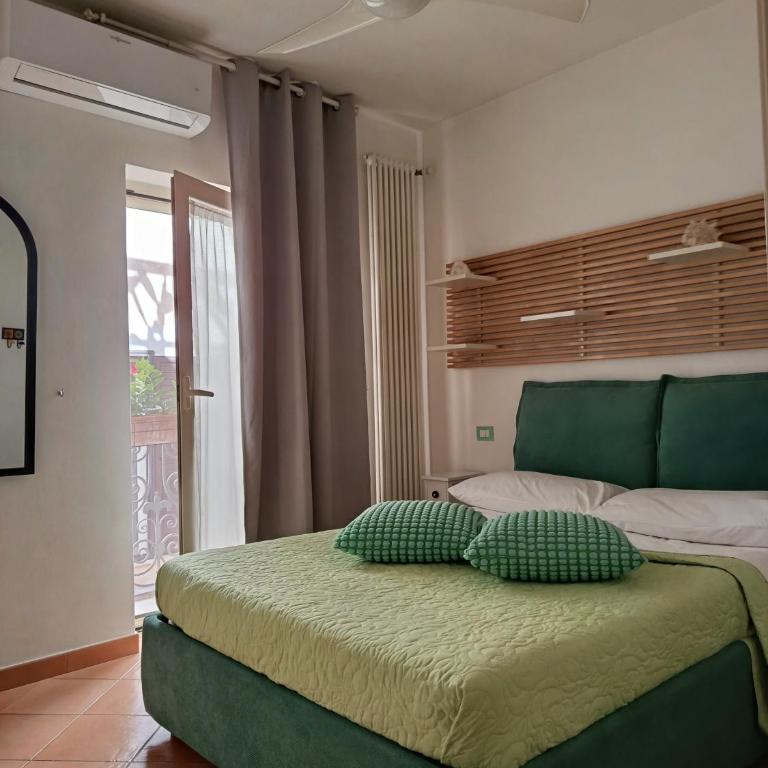 Lydian Suite - Two-Bedroom House - 3