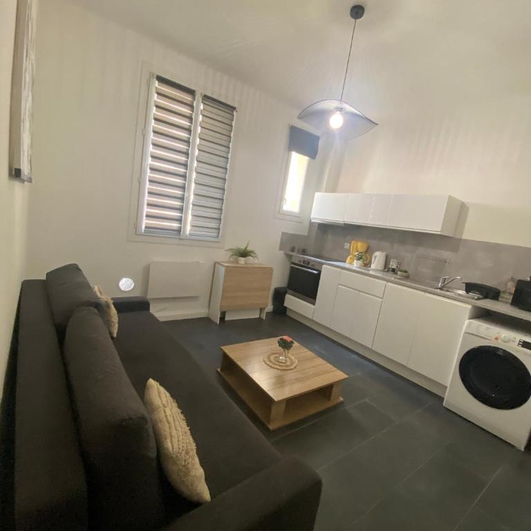 Superbe appartement à 250 m de la mer - Apartment mit 1 Schlafzimmer - 12