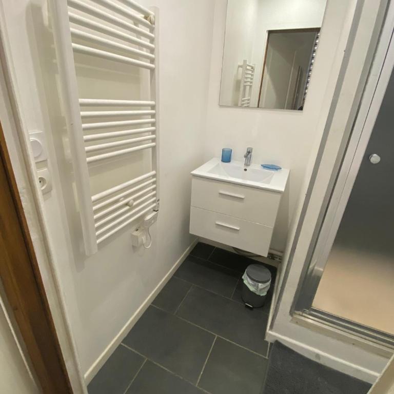 Superbe appartement à 250 m de la mer - Apartment mit 1 Schlafzimmer - 15