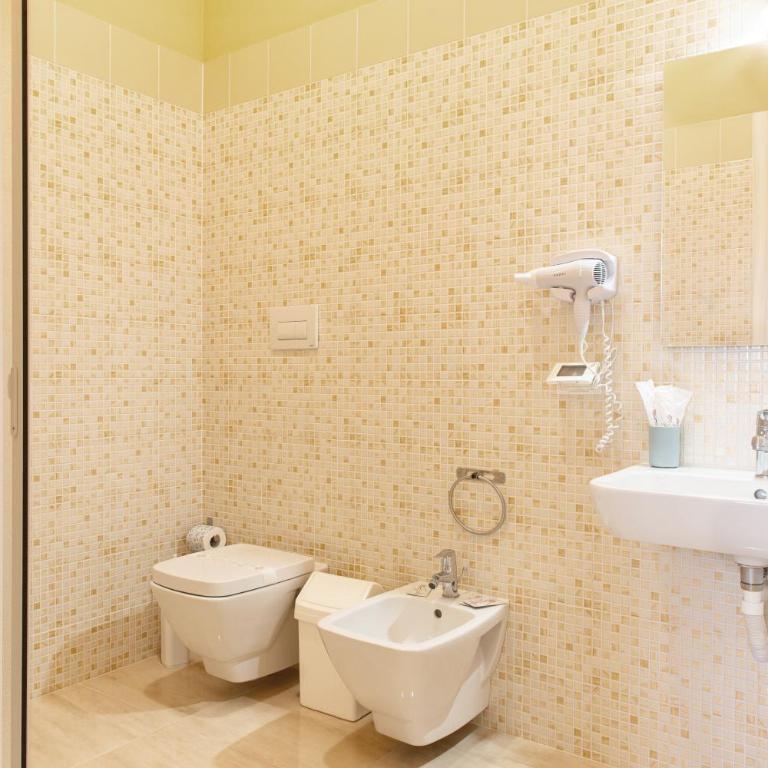 Syraka Hotel LR Collection - Camera Tripla Standard - 5