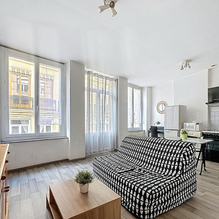 Appartement Lumineux & Cosy - Saint-Etienne Centre - Appartamento con 1 Camera da Letto - 4