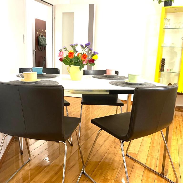 Apartment Grazbachgasse - gratis Tiefgaragenplatz - Appartement avec Balcon - 6