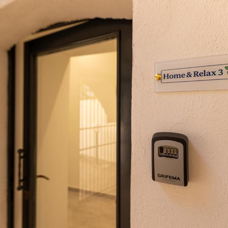 Home & Relax - One-Bedroom Apartment - 9