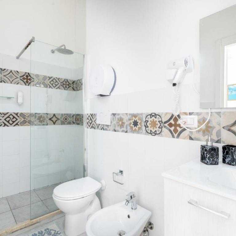 Cagliari Central Rooms With Port View - Economy Double Room - 2