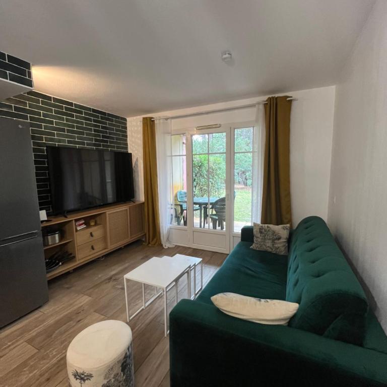 L'orée des Pins TROPICO Appartement T2 en RDC avec terrasse refait à neuf - Appartamento con 1 Camera da Letto - 3