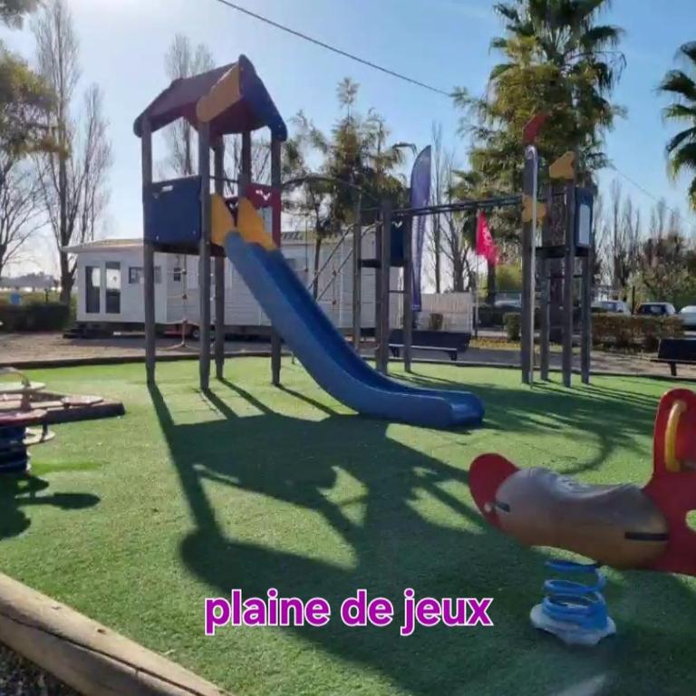 Mobilhome Montourey 4 étoiles 3 chambres 2 salles de bain - Casa Mobile - 9