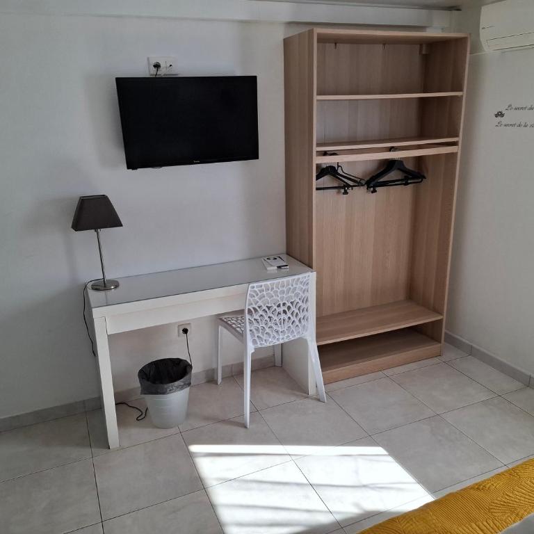 Hôtel Le Médiéval - Parking inclus & accueil vélo - Chambre Double - 2