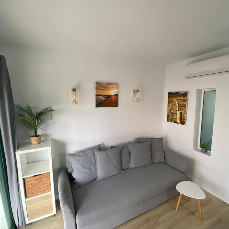 Ideal Bungalow with a terrace - One-Bedroom Apartment - 1