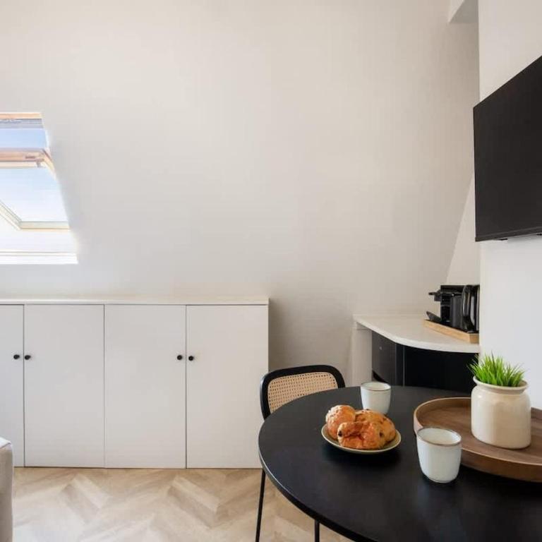 Studio de Luxe Parc Monceau - Studio - 36