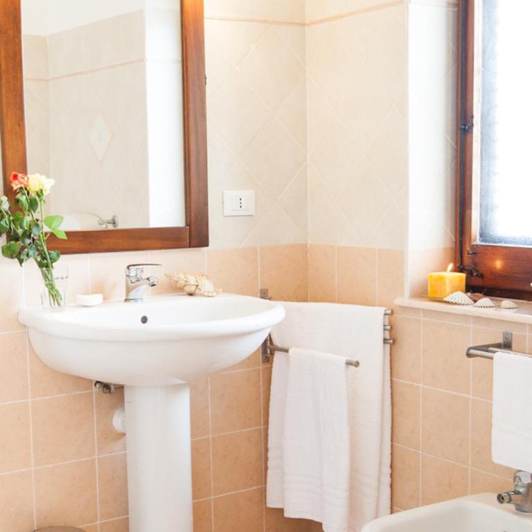 Orlando Bayview - Camera Quadrupla con Bagno Privato - 3