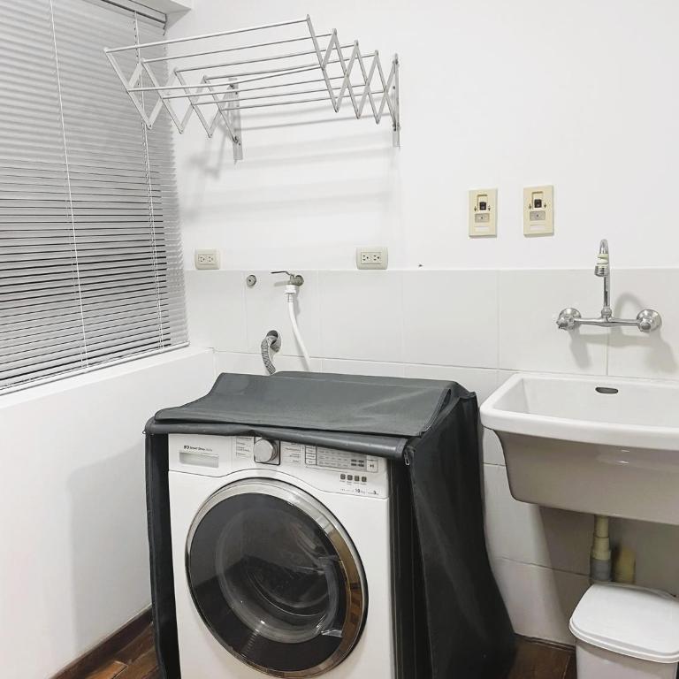 Loft steps away from Larcomar for urban explorers - One-Bedroom Apartment - 11