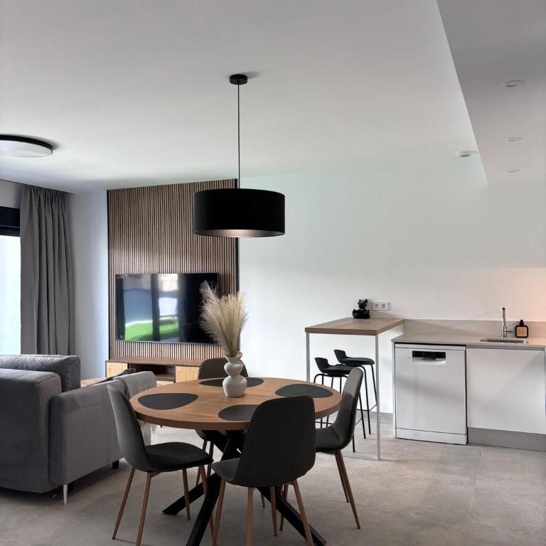 Premium Alicante - Two-Bedroom Apartment - 3