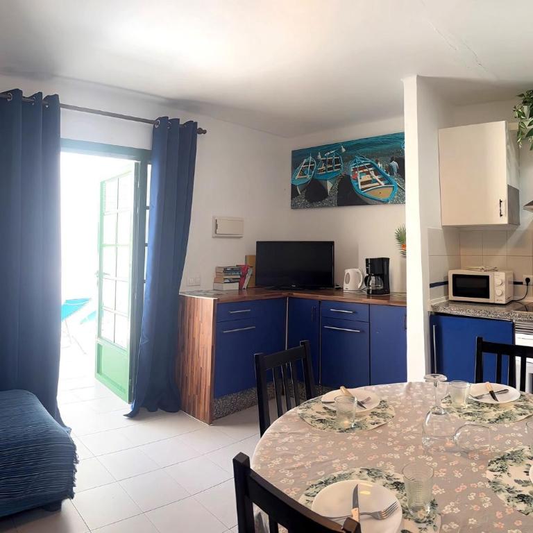 Apartment Florencia with Pool Wifi in Puerto del Carmen, Lanzarote - Apartamento - 4