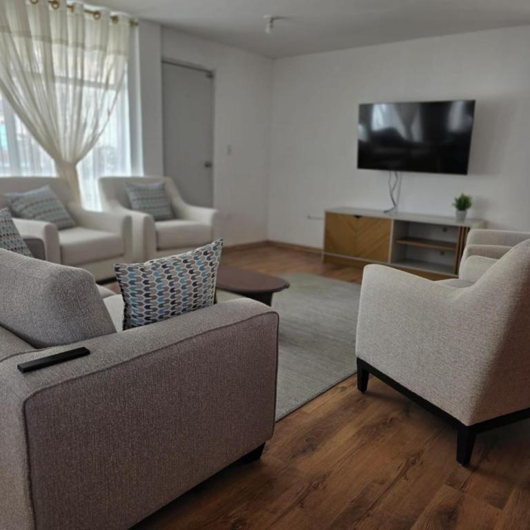 Departamento 4 Dormitorios, 6 Camas, 9 Personas, con 2 Balcones, Wifi y 1 Parqueadero Gratis - Apartment - 8