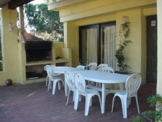 Chalet Utama - Familia y amigos - Four-Bedroom House - 9