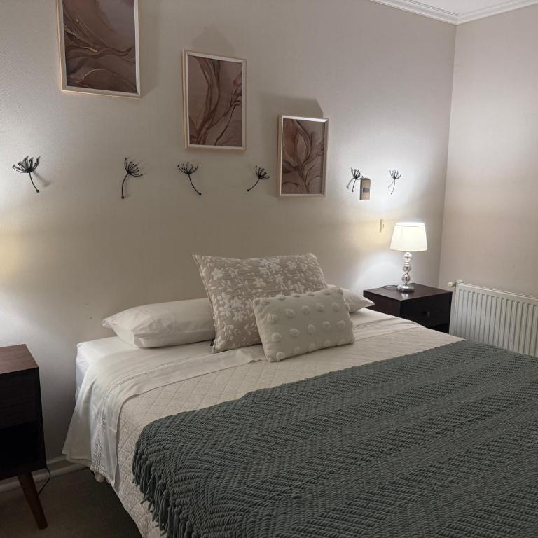 Dpto 2 dormitorios cercano Aeropuerto - Two-Bedroom Apartment - 16