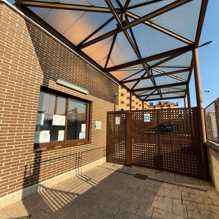 Enjoy the sun and pool in this fabulous apartment - Apartamento de 1 dormitorio - 44