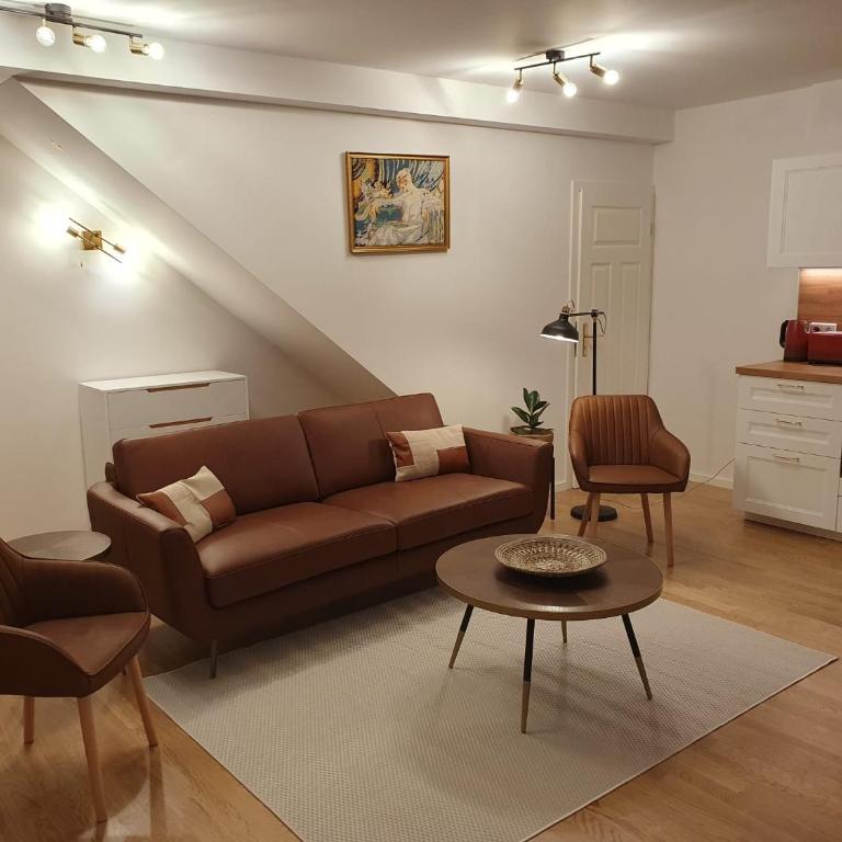 75m2 lichtdurchflutete 3 Zimmer Souterrain Wohnung in einem Neubau Villa - Apartamento de 2 dormitorios - 3