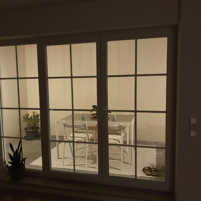 75m2 lichtdurchflutete 3 Zimmer Souterrain Wohnung in einem Neubau Villa - Apartamento de 2 dormitorios - 5