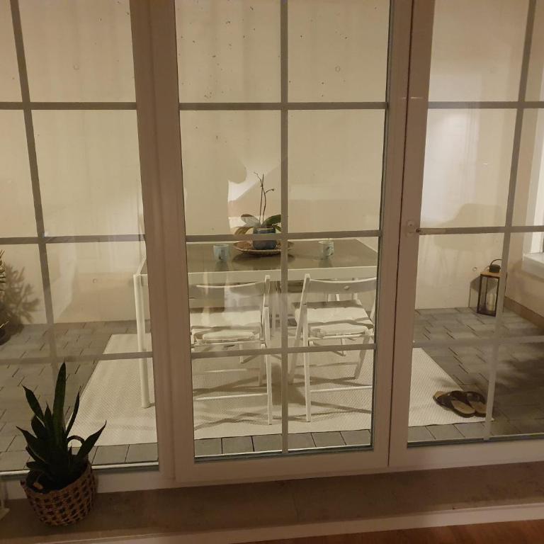 75m2 lichtdurchflutete 3 Zimmer Souterrain Wohnung in einem Neubau Villa - Apartamento de 2 dormitorios - 10