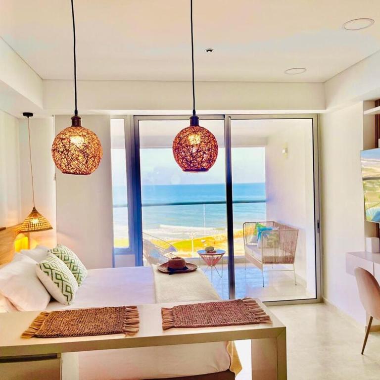 Beachfront Apartment - Pool - Jacuzzi - Wi-Fi - One-Bedroom Apartment - 8