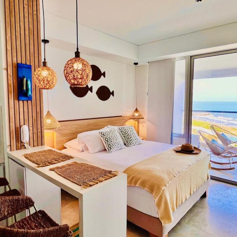 Beachfront Apartment - Pool - Jacuzzi - Wi-Fi - One-Bedroom Apartment - 14
