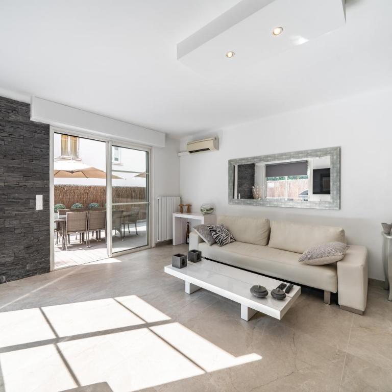3 pièces rénové - Terrasse d'angle - Proche Croisette - Apartment mit 2 Schlafzimmern - 9