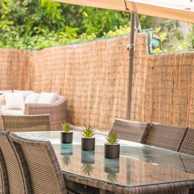 3 pièces rénové - Terrasse d'angle - Proche Croisette - Apartment mit 2 Schlafzimmern - 17