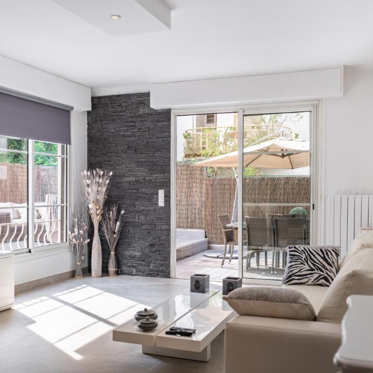 3 pièces rénové - Terrasse d'angle - Proche Croisette - Apartment mit 2 Schlafzimmern - 8