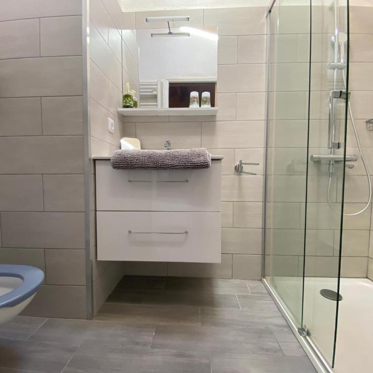La Villa Herbert - Piscine chauffée, Spa, Vélos gratuits - Chambre Double avec Terrasse - 19