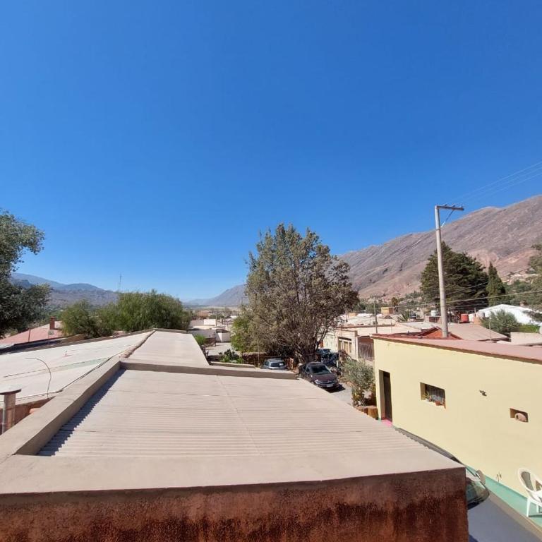 Hostería El Encanto - Ubicación céntrica - Habitación Cuádruple con baño privado - 13