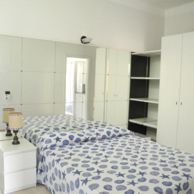 Bilocale luminoso in centro a due passi dal mare - Appartamento con 1 Camera da Letto - 3