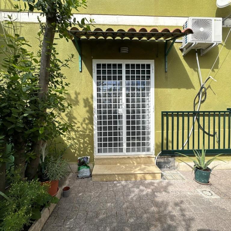 Colosseo-Torre Maura Modern Double Rooms Private EnSuite, WiFi & AC near Metro C - Camera Tripla con Terrazza - 17