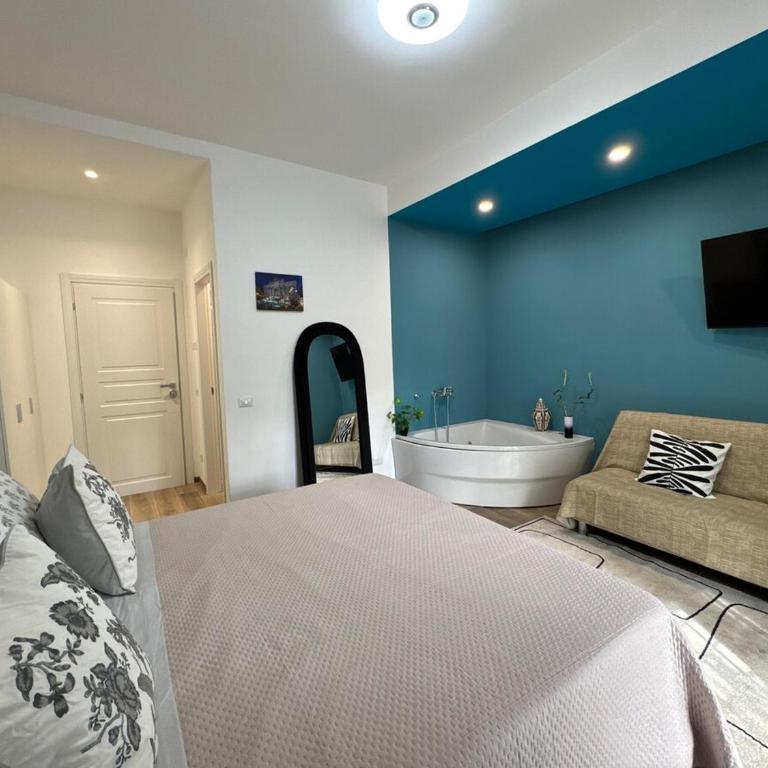 Colosseo-Torre Maura Modern Double Rooms Private EnSuite, WiFi & AC near Metro C - Camera Tripla con Terrazza - 37
