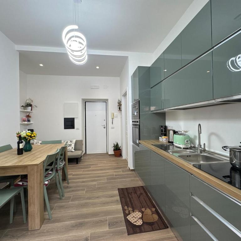 Colosseo-Torre Maura Modern Double Rooms Private EnSuite, WiFi & AC near Metro C - Camera Tripla con Terrazza - 53