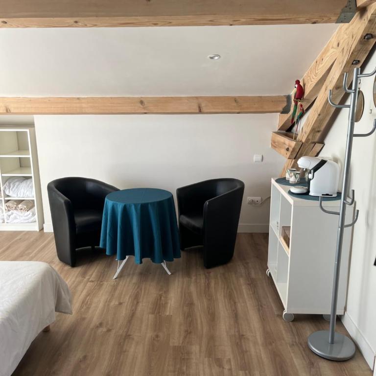 Les Voutes de Villebourbon - Chambre Double avec Terrasse - 8