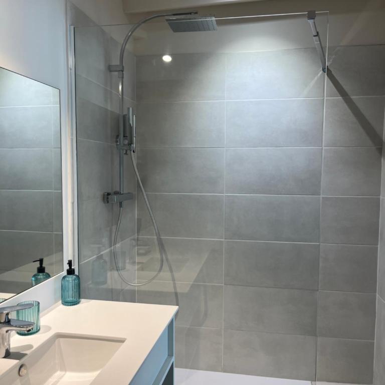 Les Voutes de Villebourbon - Chambre Double avec Terrasse - 5