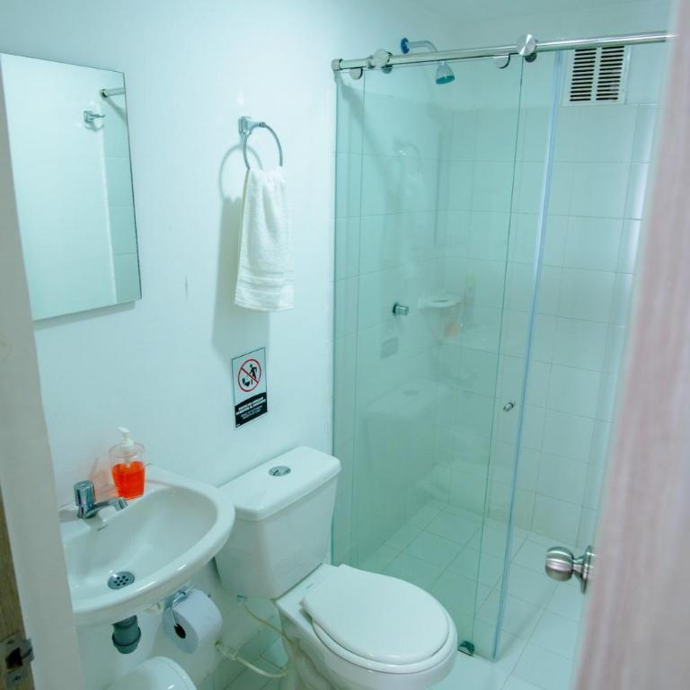 2 double beds 2001 - Two-Bedroom Apartment - 2