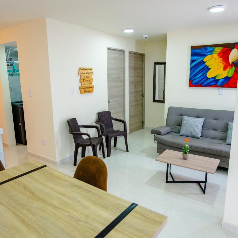 2 double beds 2001 - Two-Bedroom Apartment - 50