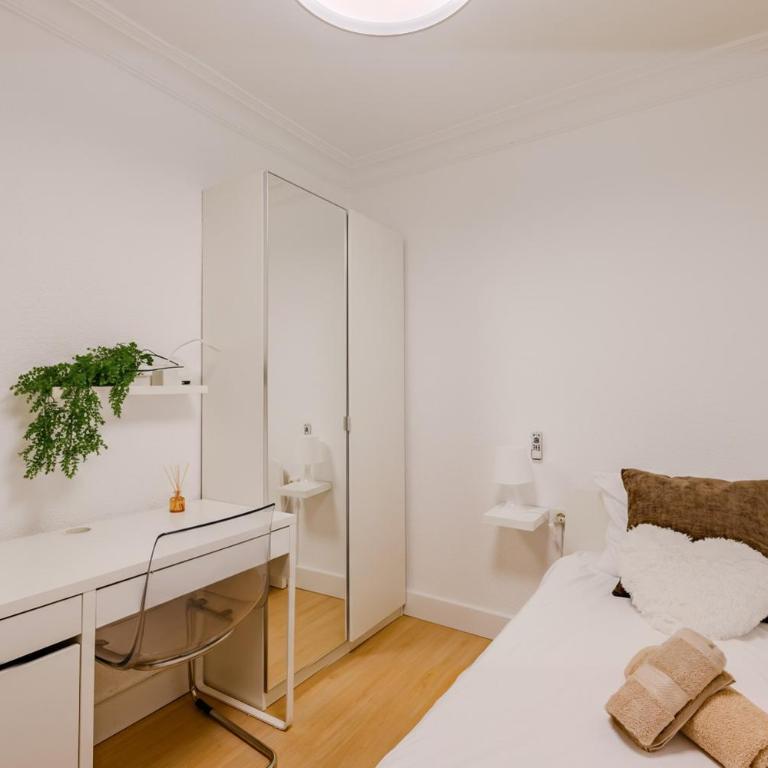 Cabanal BeachFront - 1 Min to Sea, AC, SmartTv, Balcony - Apartamento de lujo de 4 dormitorios - 43