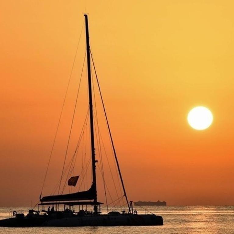 Cabanal BeachFront - 1 Min to Sea, AC, SmartTv, Balcony - Apartamento de lujo de 4 dormitorios - 26
