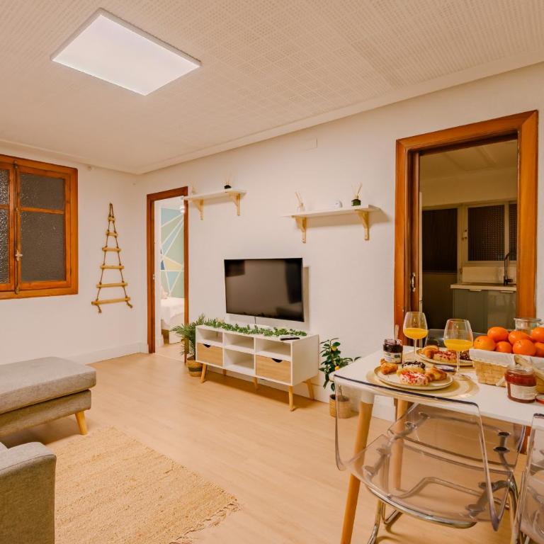Cabanal BeachFront - 1 Min to Sea, AC, SmartTv, Balcony - Apartamento de lujo de 4 dormitorios - 14