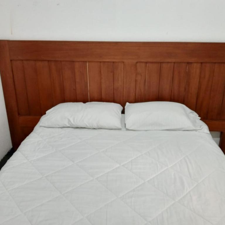 Villa Candelaria Hostel - Habitación Doble Económica - 5