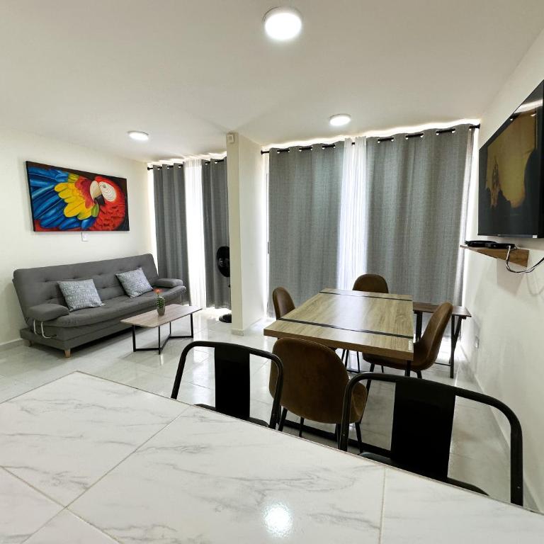 2 double beds 2001 - Two-Bedroom Apartment - 81