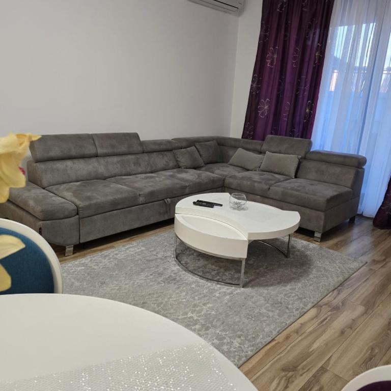 Flat Rafailovic One minute to Beach - Apartman sa 2 Spavaće Sobe - 2