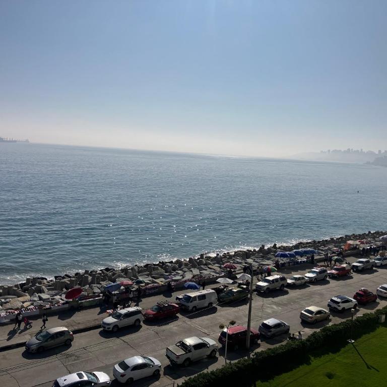 Beachfront apartment in Viña - Two-Bedroom Apartment - 3