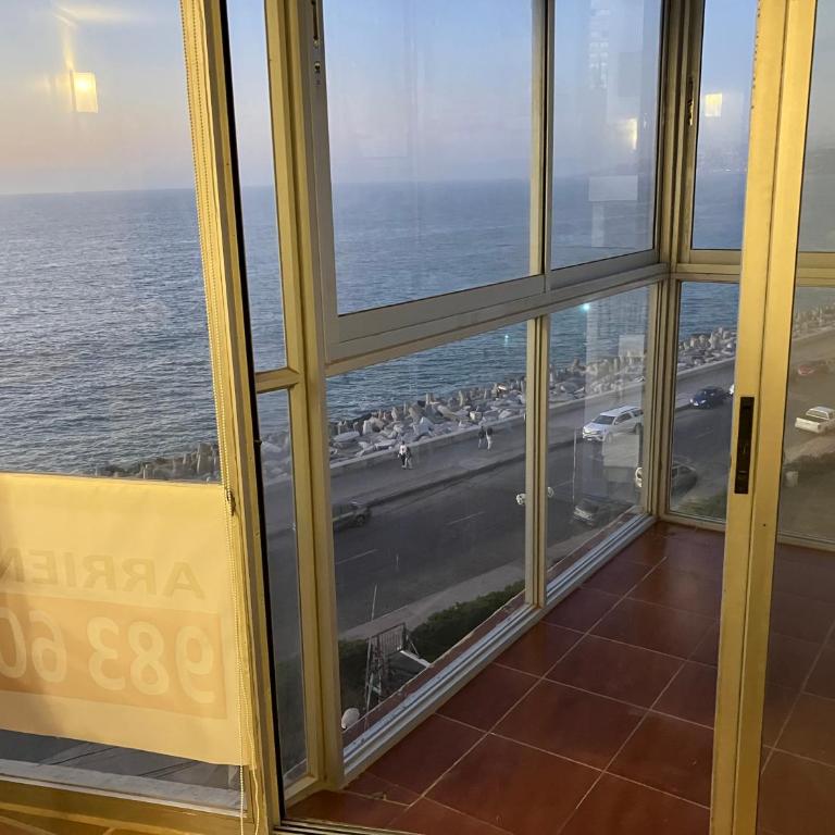 Beachfront apartment in Viña - Two-Bedroom Apartment - 28