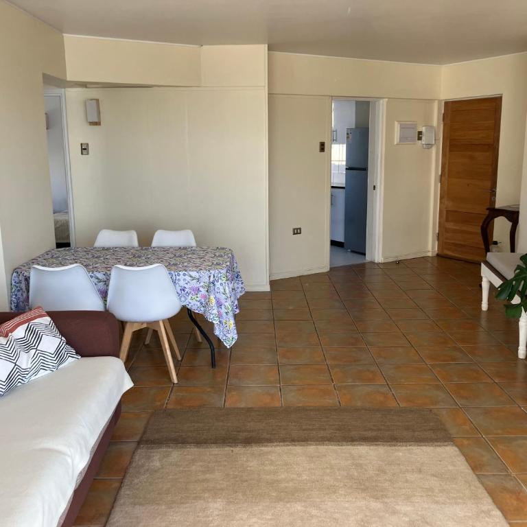 Beachfront apartment in Viña - Two-Bedroom Apartment - 31