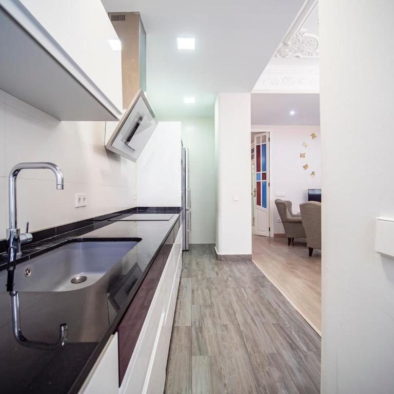 Kingdom of Valencia Apartment - Apartment - 2